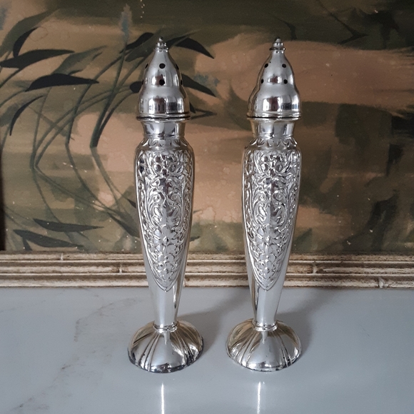 Vintage Lafrance Salt and Pepper Shakers - Picture 2 of 9